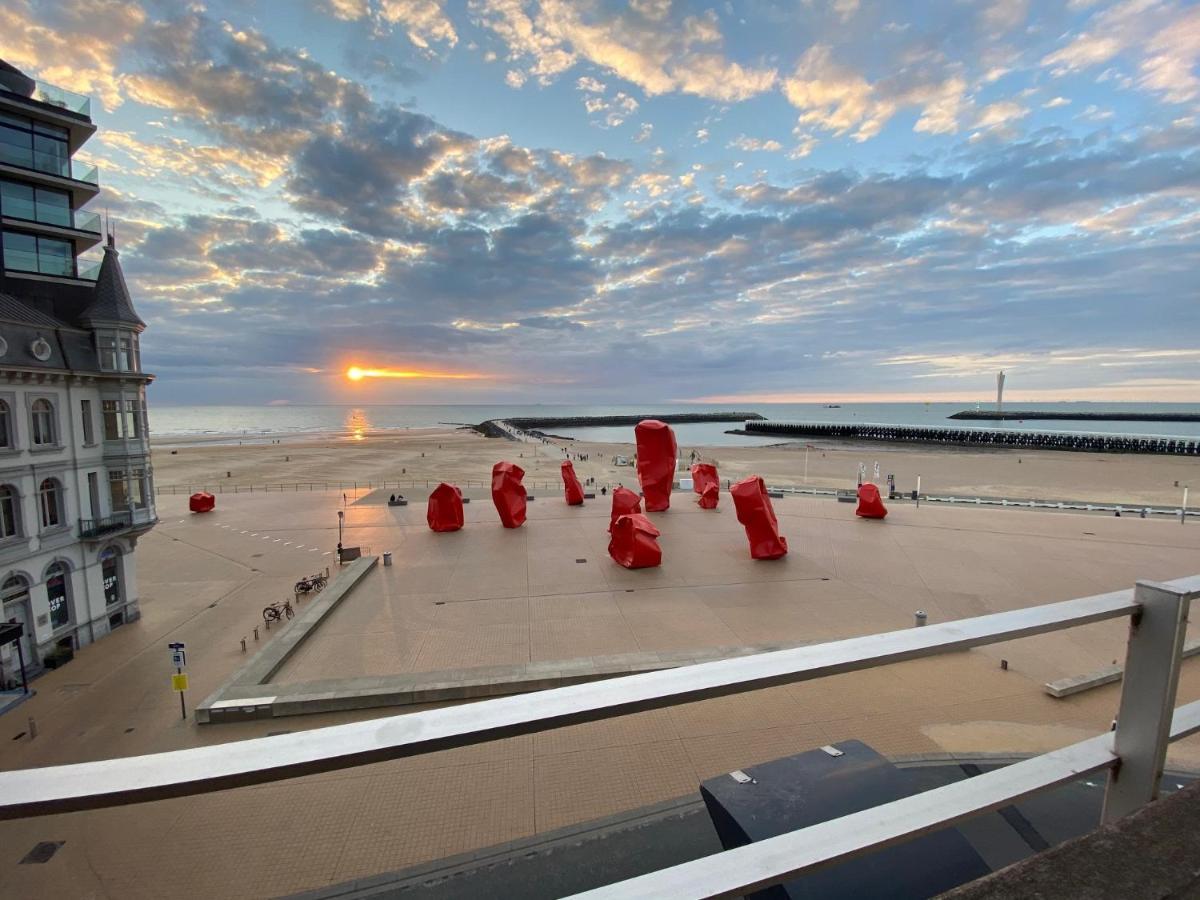 Panoramic View On Beach, Ships, Sea - Place To Be Ostende Extérieur photo