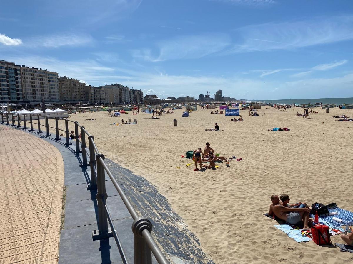 Panoramic View On Beach, Ships, Sea - Place To Be Ostende Extérieur photo