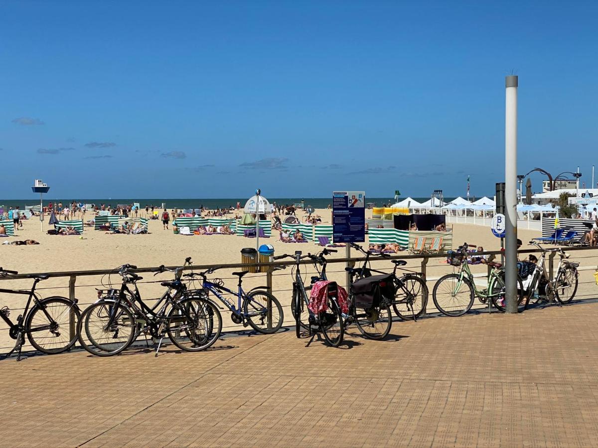 Panoramic View On Beach, Ships, Sea - Place To Be Ostende Extérieur photo